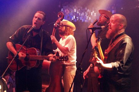Slim Cessna's Auto Club v  Lucerna Music Baru (2012) / foto: Evžen Müller (CountryWorld.cz)