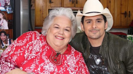 Hazel Smith a Brad Paisley